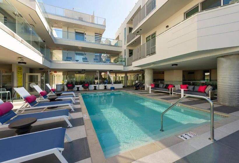 Капсульный Oтель Santa Monica Mid City 2bedroom Pool & Parking