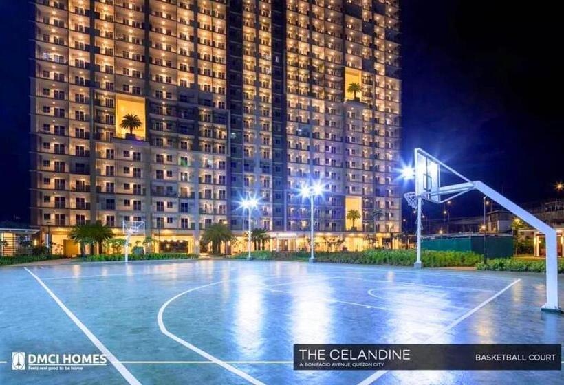 هتل Cuddle & Cradle Staycation At The Celandine