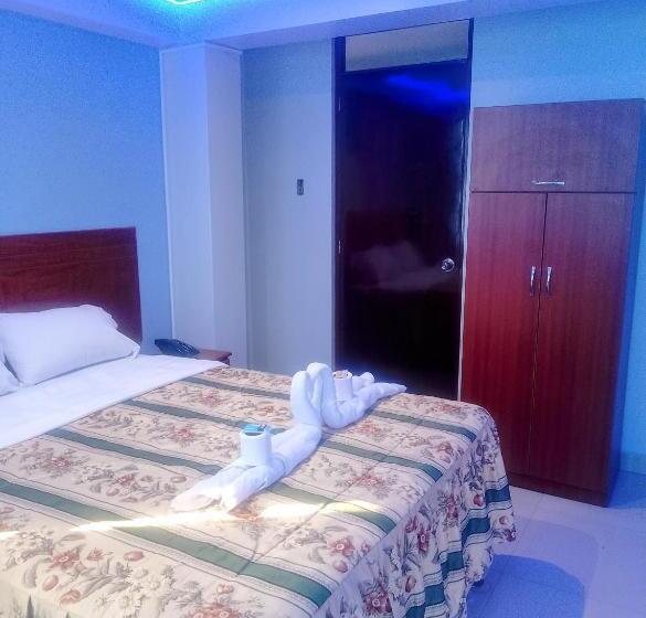 호텔 Hostal Sinaloa Inn