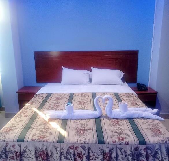 호텔 Hostal Sinaloa Inn