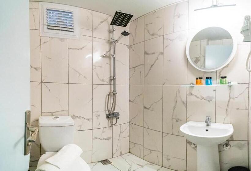 Отель Kemer Royal Beach