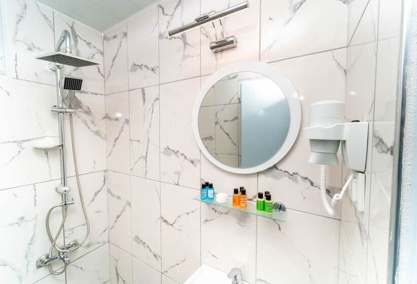 Отель Kemer Royal Beach