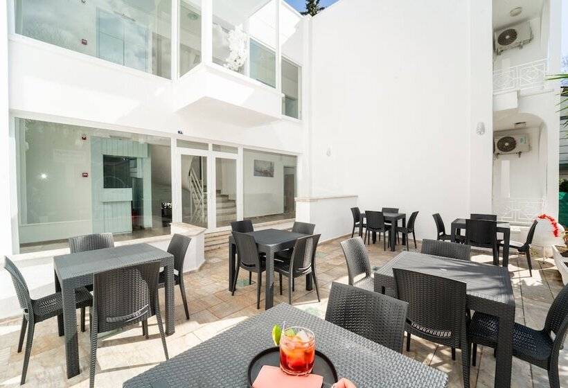 Отель Kemer Royal Beach