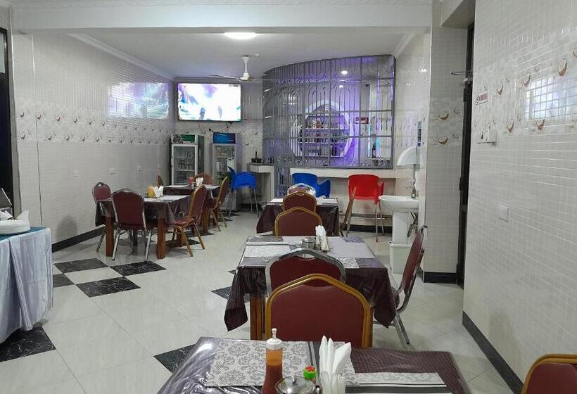 ホテル Kilema Executive