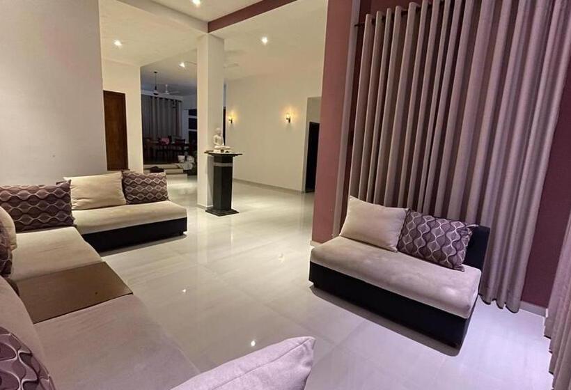 ホテル Kr7 Residence