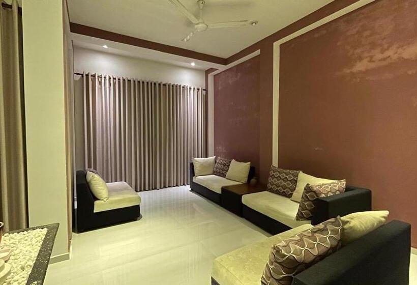 ホテル Kr7 Residence