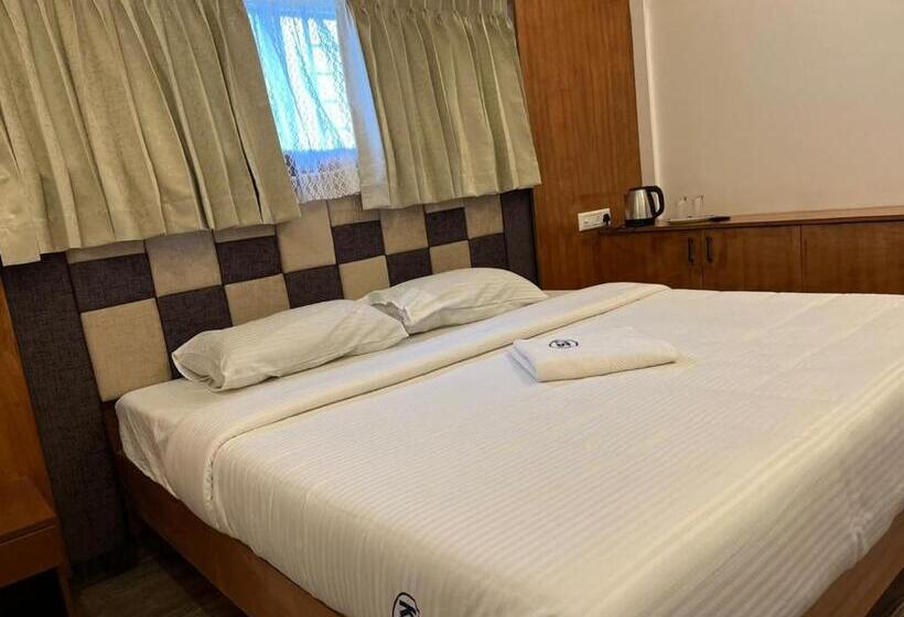 فندق Ksj Cottage Kodaikanal