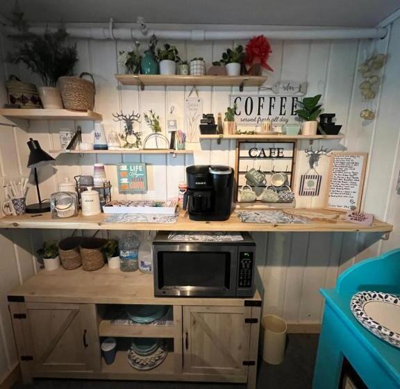 فندق Lakehouse Inn