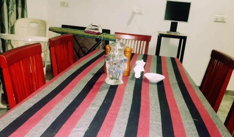 ホテル Mahaweli Holiday Bungalow