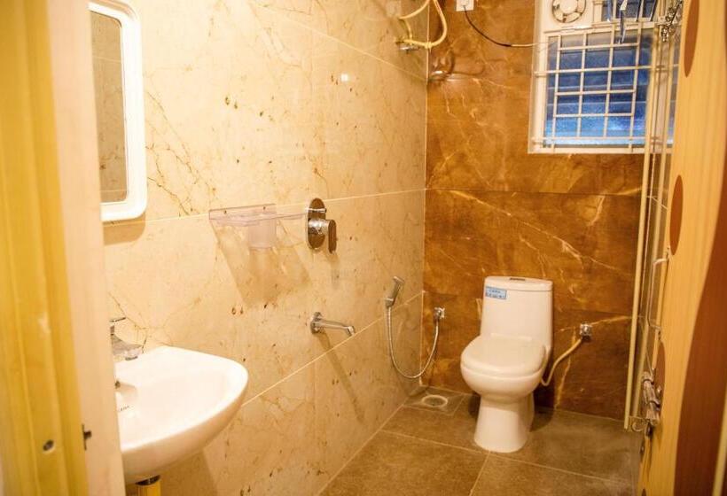 בית מלון כפרי Serenity Stay Inn