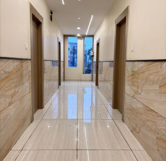 Отель Shreegopal