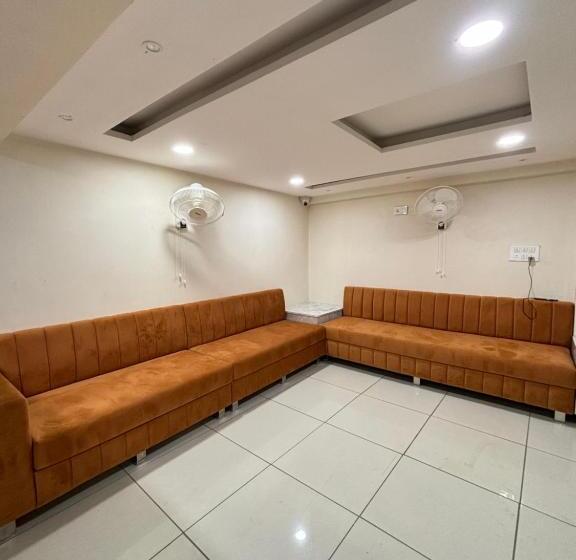 Отель Shreegopal