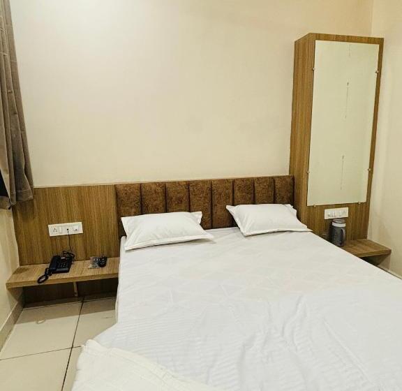 Отель Shreegopal