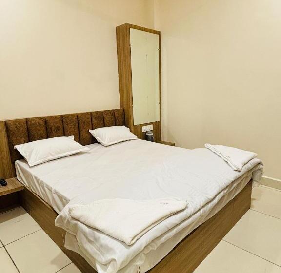 Отель Shreegopal