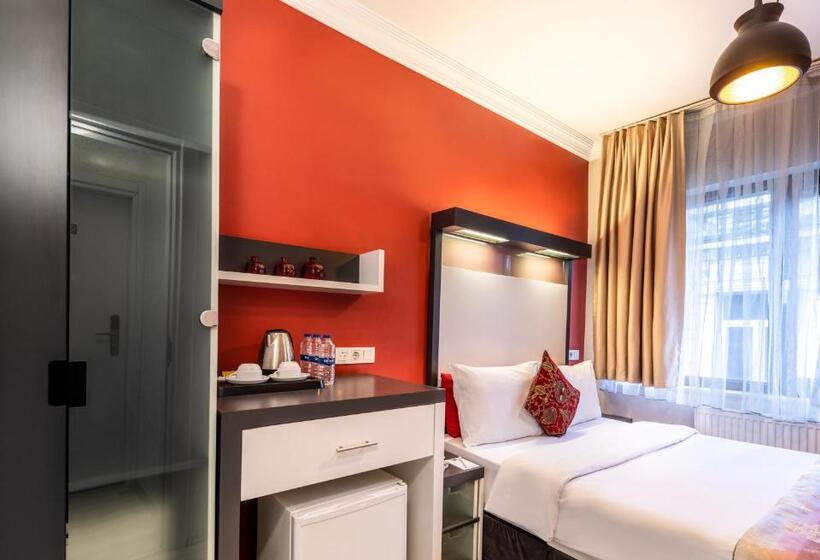 ホテル Tel Street Suites