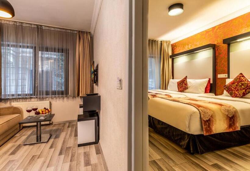 ホテル Tel Street Suites