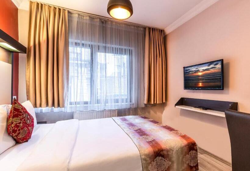 ホテル Tel Street Suites