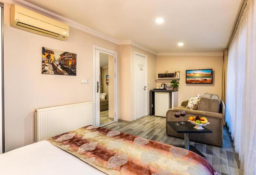 ホテル Tel Street Suites