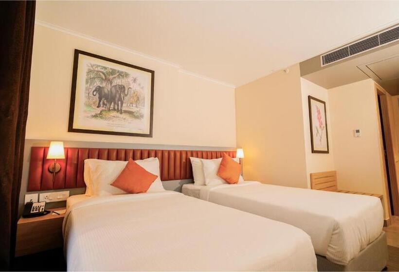 ホテル The Grand Sona