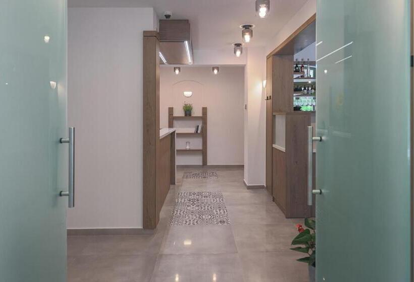 Отель Turul Villa