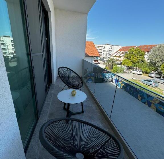 בית מלון כפרי Vila Turistică D Eric