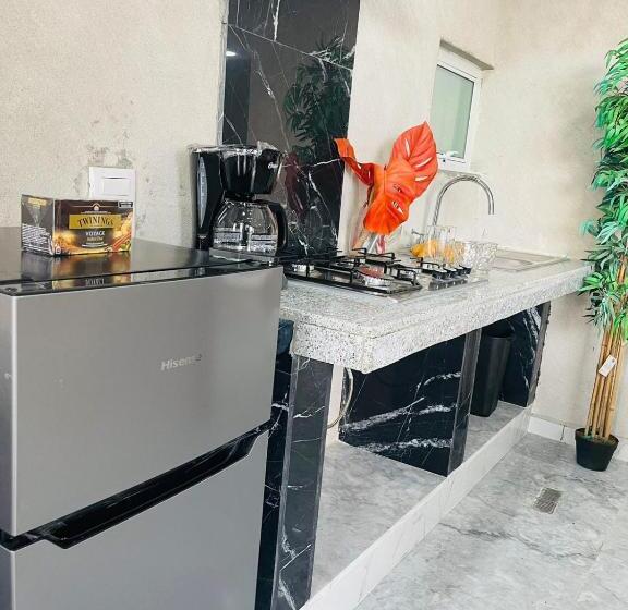 فندق Villa Coco Mare Suite 1