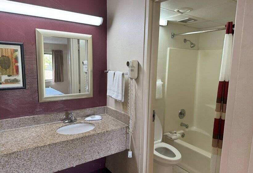 모텔 Sycamore Suites