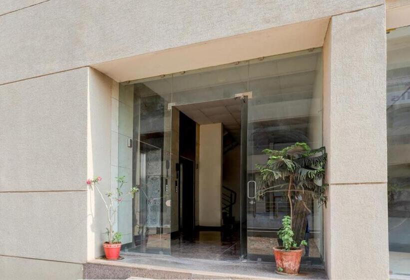 Oyo Hotel Shreeji