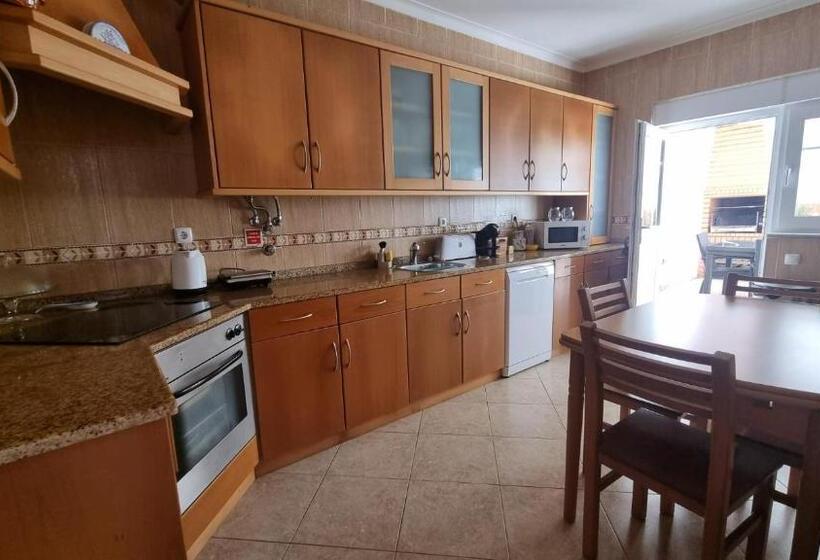 펜션 Baleal Paradise Inn