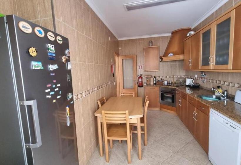 펜션 Baleal Paradise Inn