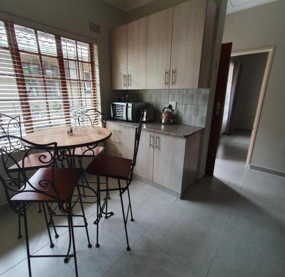 ペンション Be Our Guest 1