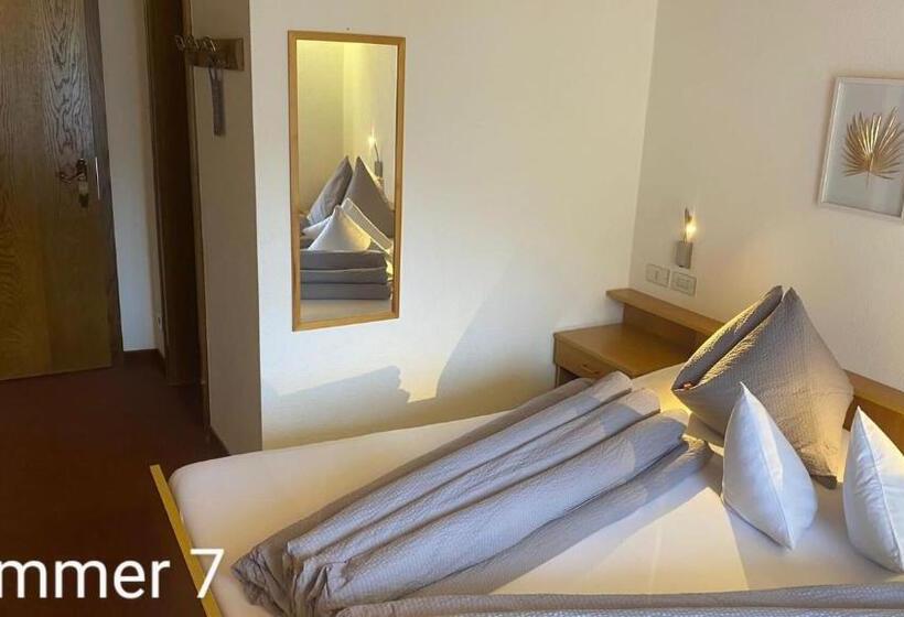 פנסיון Bed And Breakfast Ederhof