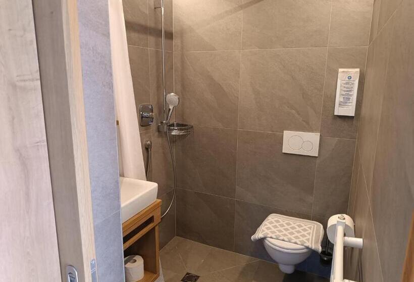 פנסיון Bed And Breakfast Ederhof