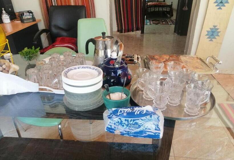 پانسیون Beni Hamida Tourist Restaurant