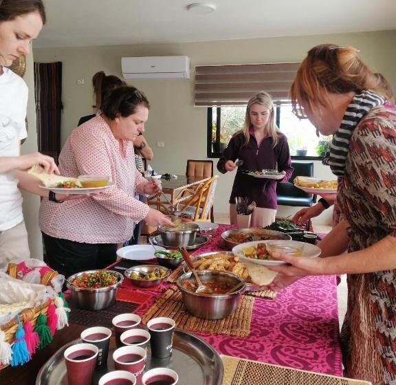 پانسیون Beni Hamida Tourist Restaurant