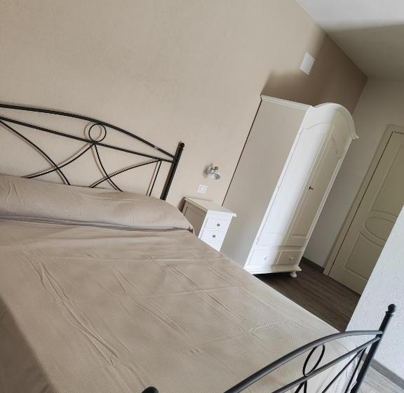 بنسيون Bussola