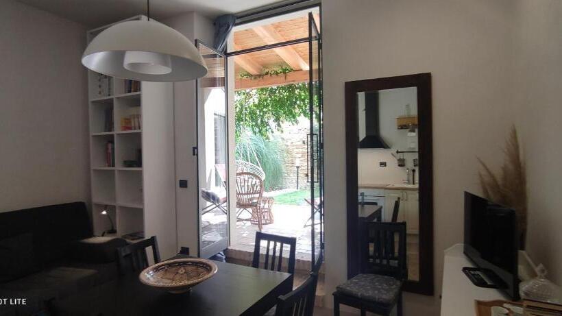 ペンション Casa Corte   Le Bouganville B&b