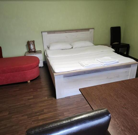 بنسيون Casa Maria