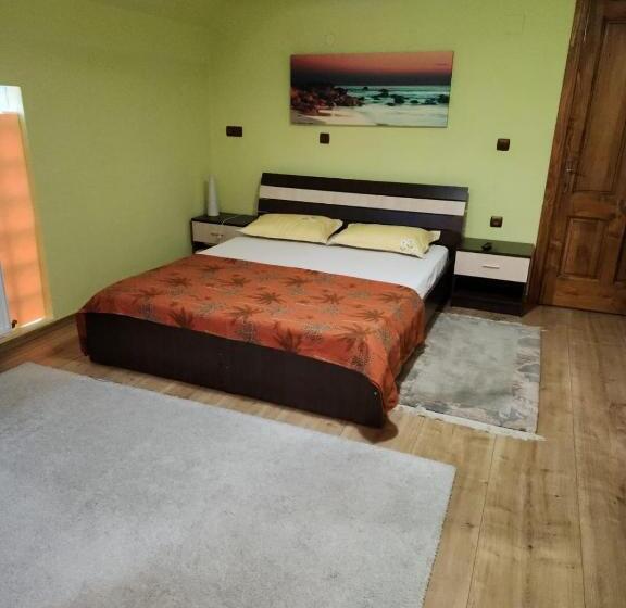 بنسيون Casa Maria