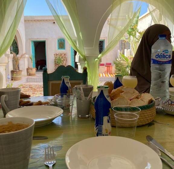 ペンション Chambre A Medenine