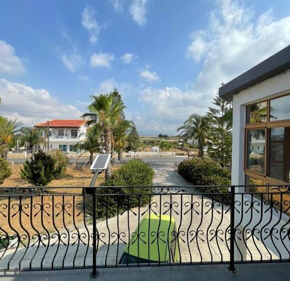 بنسيون Happiness City