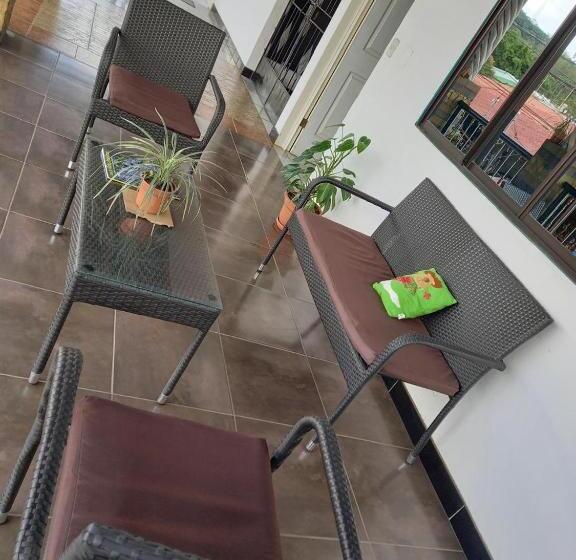 펜션 Hostal Casaca