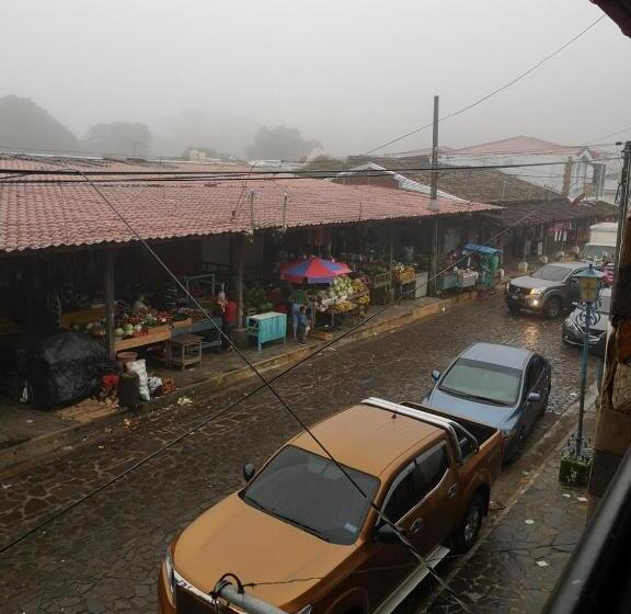 펜션 Hostal Casaca