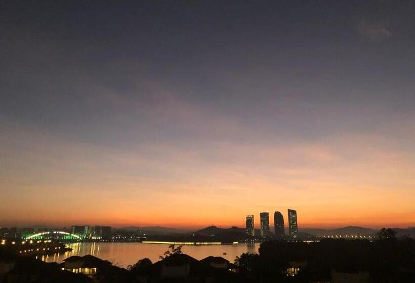 بنسيون La Casa