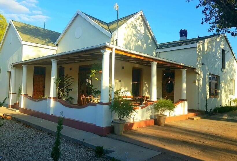 بنسيون Pilots Only Guesthouse