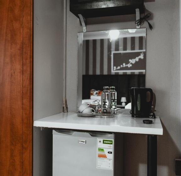 פנסיון Plein On Suid Guesthouse