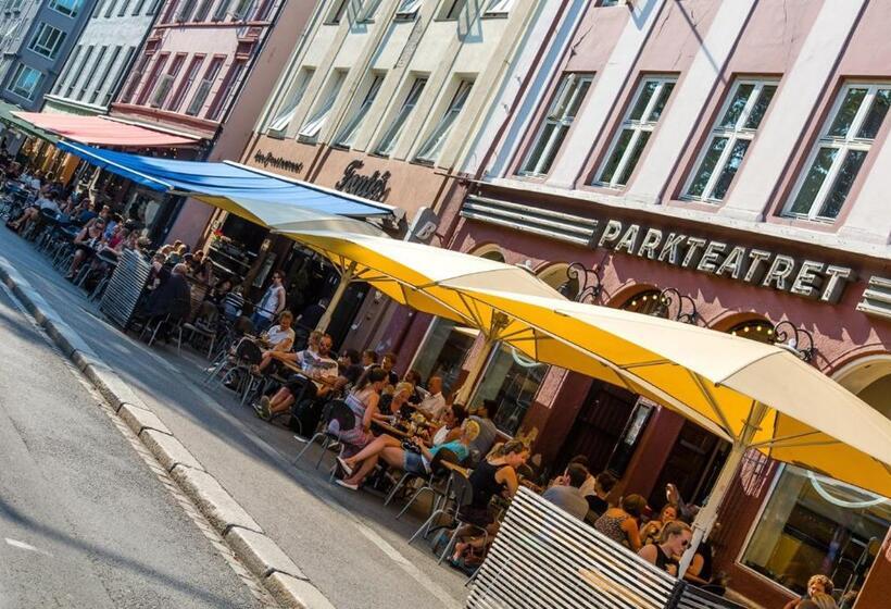 Pensiune Happy Days Relaxing Room With Smart Solutions Shared Apartment With One Other Bedroom