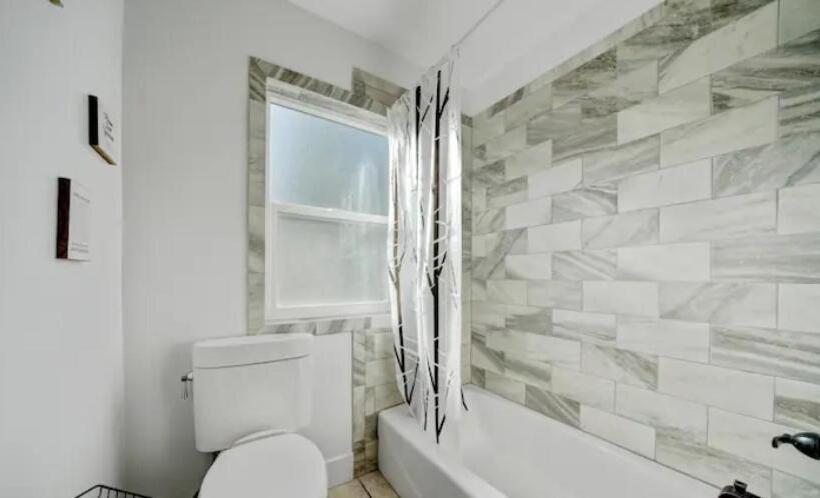 بنسيون River House