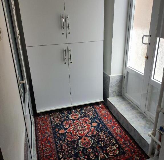 פנסיון Saidjanov Hostel