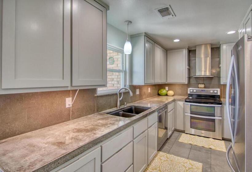 펜션 Texas Topaz In Mason